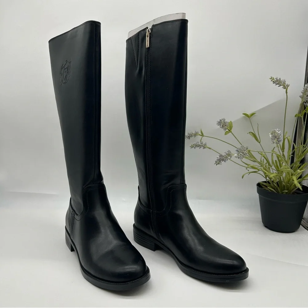 Tommy Hilfiger womens Rydings Equestrian logo Boots in black faux leat size 8.5M